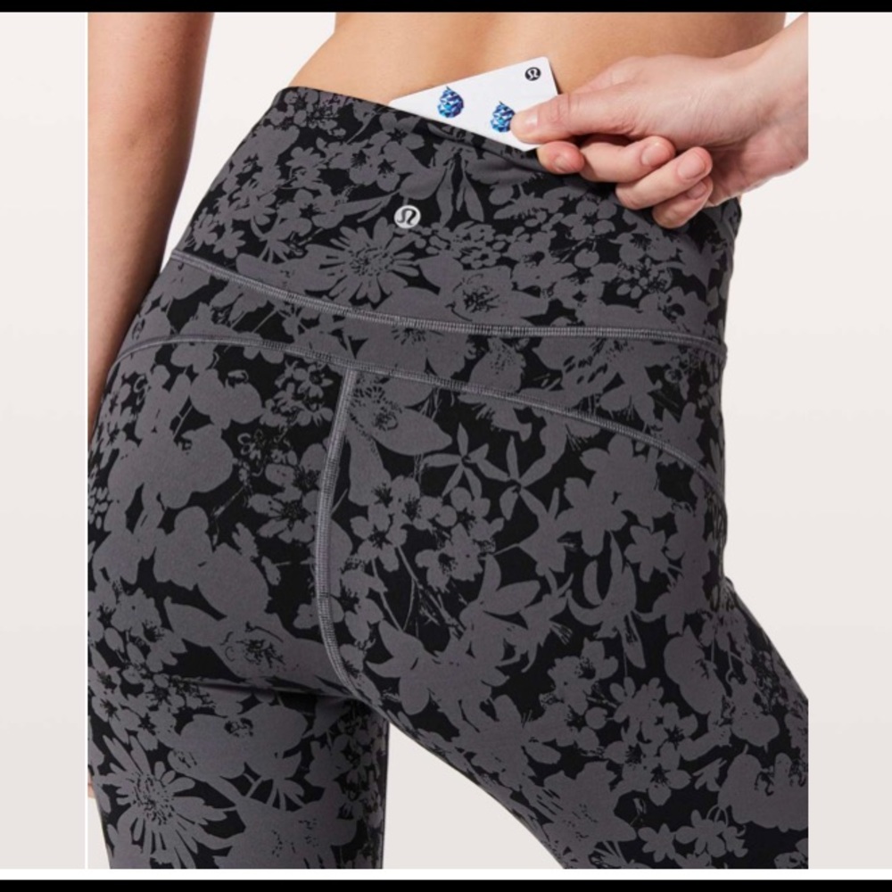 Lululemon In Movement Crop